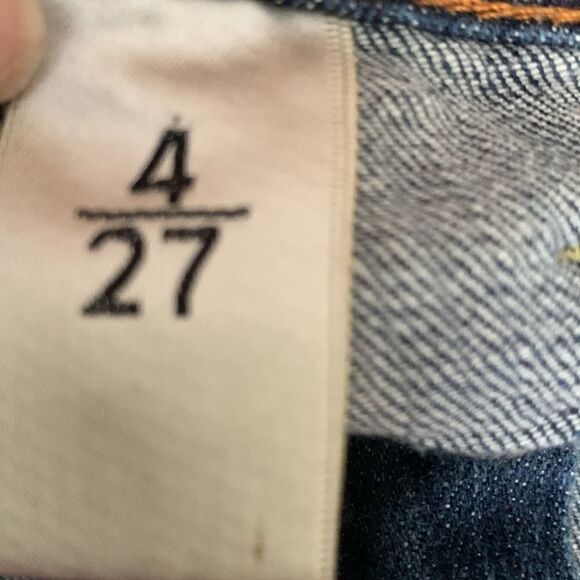 Lucky Brand size 4/27 Bermuda Denim shorts - Picture 5 of 10